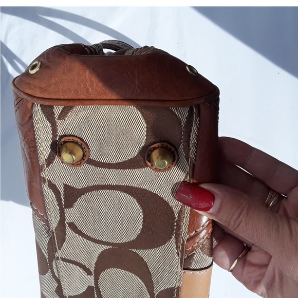 Coach Carry All Hampton "C'"s Tan Canvas and Leather - Picture 9 of 9